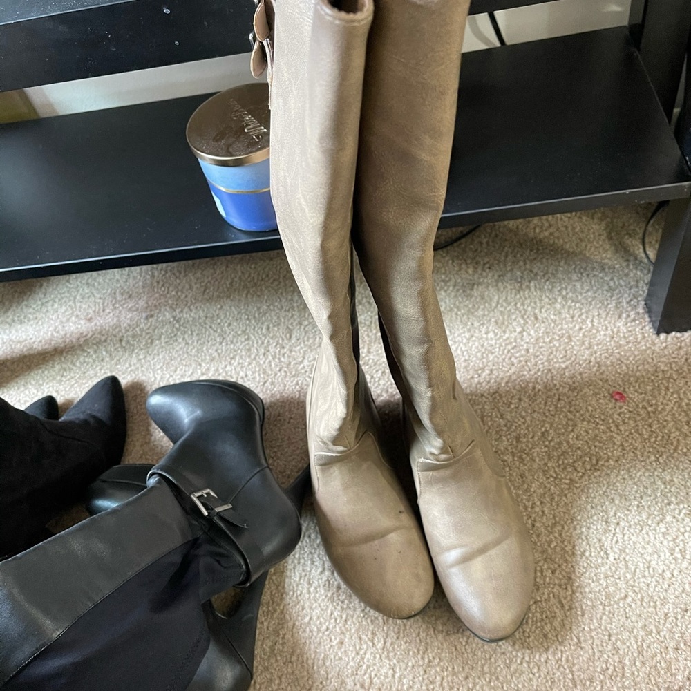 Boots - Picture 11 of 11